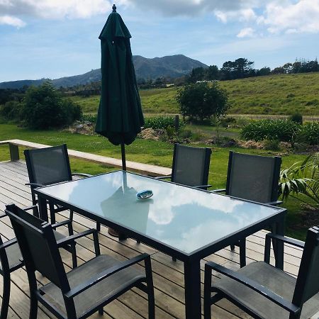 The Camel At Araiawa Raio Lodge Pukenui ภายนอก รูปภาพ