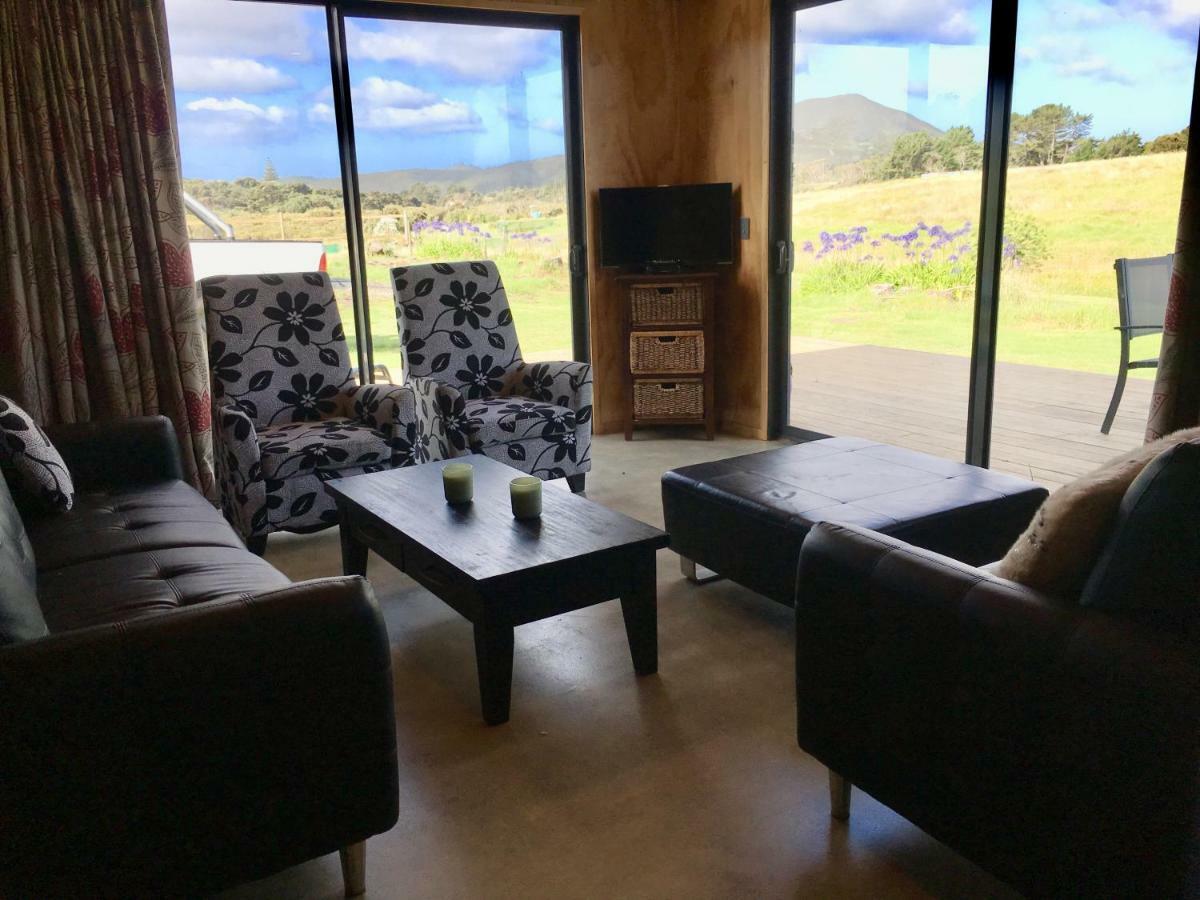The Camel At Araiawa Raio Lodge Pukenui ภายนอก รูปภาพ