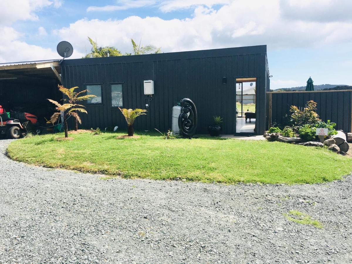 The Camel At Araiawa Raio Lodge Pukenui ภายนอก รูปภาพ